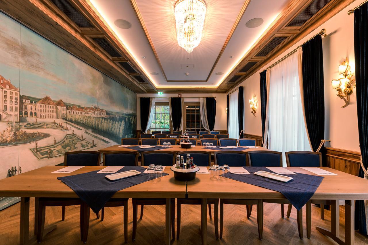 & Gaststaette Zum Erdinger Weissbraeu 3* München