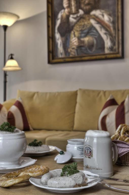 & Gaststaette Zum Erdinger Weissbraeu 3* München